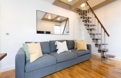 Holborn and Covent Garden Appartement | Spacious 4 bedrooms flat in New Oxford Street