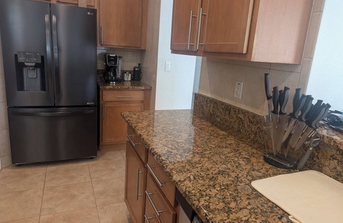 Indian Trails Maison | Spacious 4 BR house w/ Solar heated pool, Spa and Sauna in delightful Palm Coast