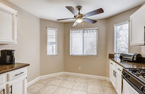 Las Vegas Maison | Spacious 4Bdr Entire Home with Pool & Spa, Outdoor Dining & 40’ RV Parking.