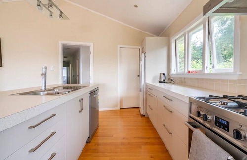Glendowie Maison | Spacious 4BDR Glendowie oasis in leafy surrounds