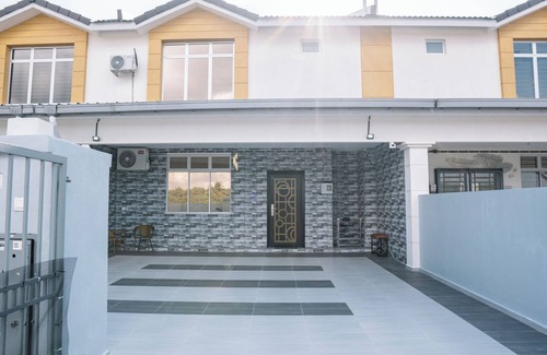 Senai Maison | Spacious 4BR Family Home Near Senai Airport JB