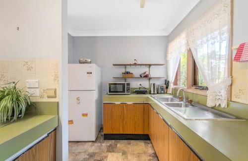 Turramurra Maison | Spacious 4BR Home Quiet Street Great Location