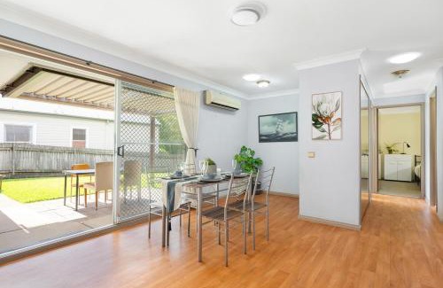 Turramurra Maison | Spacious 4BR Home Quiet Street Great Location