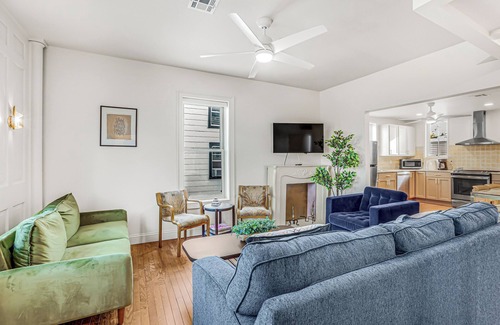 Asbury Park Appartement | Spacious 4BR Sleeps 10 - Walk to Asbury Park Beach & Downtown!
