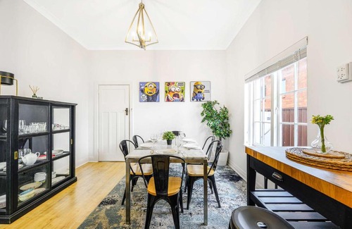 Belfield Maison | Spacious 4BR Straithfield house close 2 airport city