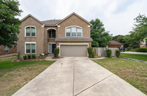 Wetmore Villa | Spacious 4BR Villa with Private Pool, Near Six Flags