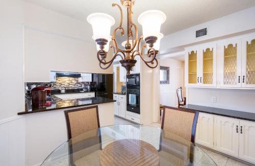 Medical Center District Maison | Spacious 4BR with Private Pool, Near Six Flags