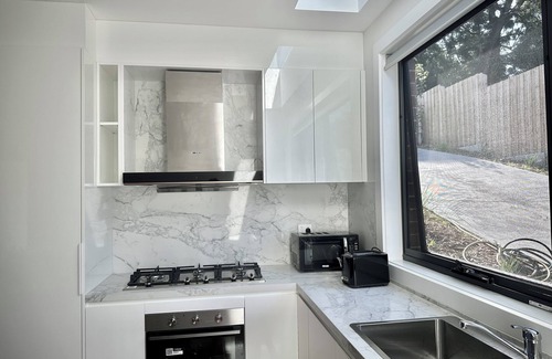 Box Hill South Maison | Spacious 5 Bedroom Stay by Golf Course
