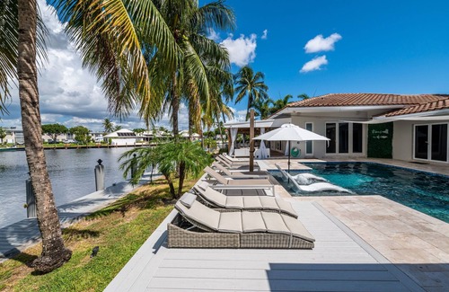 Imperial Point Villa | Spacious 5-bedroom villa in charming Fort Lauderdale, Dock and Pool