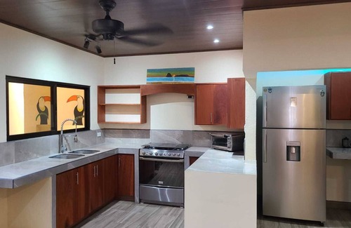 Puerto Carrillo Maison | Maison de plage économique de 5 chambres avec Wi-Fi et climatisation