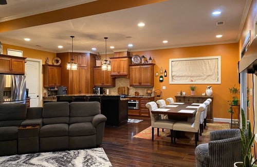 Appling Maison | Spacious 5-bedroom, 3-bathroom Masters ready house. 14 miles from Nationals GC.
