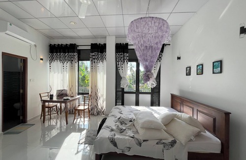 Weligama Copropriété | Spacious 5-bedroom condo with WiFi, AC in enchanting Mirissa