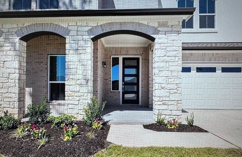 Georgetown Maison | Spacious 5-bedroom house in charming Georgetown with large yard & beautiful view