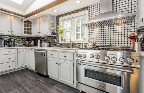 Biddeford Maison | Spacious 5-bedroom home with beautiful outdoor spaces