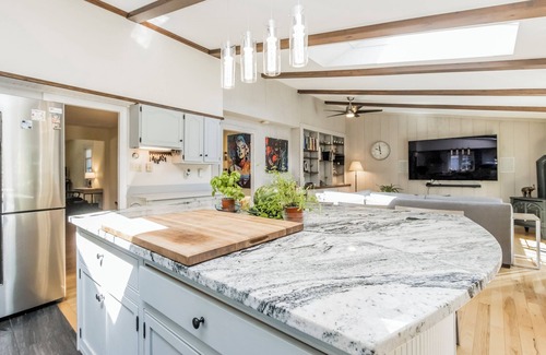 Biddeford Maison | Spacious 5-bedroom home with beautiful outdoor spaces