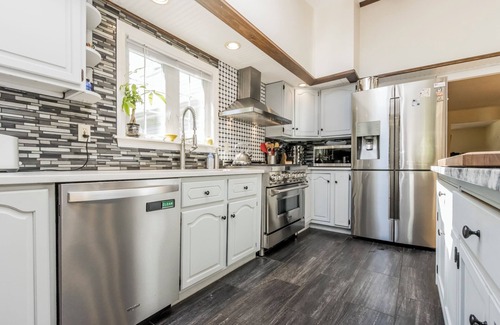 Biddeford Maison | Spacious 5-bedroom home with beautiful outdoor spaces