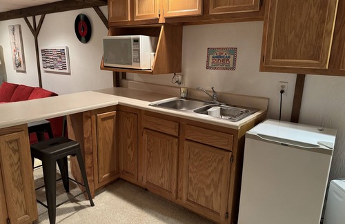 Lewisburg Maison | Spacious 5-bedroom house with AC, WiFi in amazing Lewisburg Private Indoor Pool