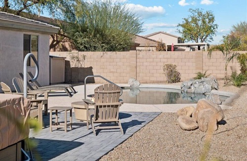 Palm Valley Maison | Spacious 5-bedroom house with Heated Pool