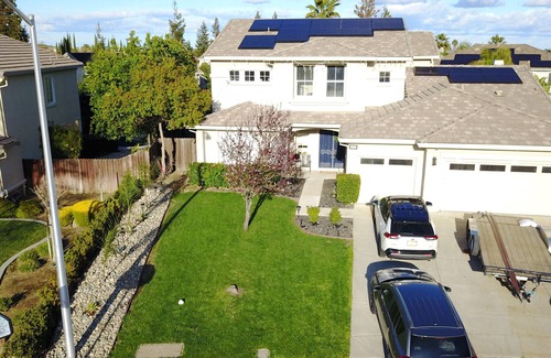 Antioch Maison | Spacious 5-bedroom house in lovely Antioch with POOL WiFi, AC