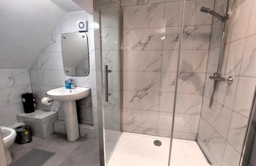 Dagenham Maison | Spacious 5 bedroom House London