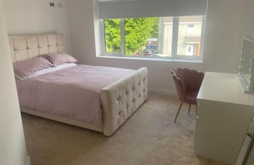 Buncrana Maison | Spacious 5 bedroom house in Buncrana