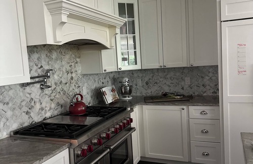 Waban Maison | Spacious 5-bedroom house with theatre and gym