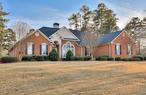 Evans Maison | Spacious 5-Bedroom Ranch Home for Augusta Masters Rental