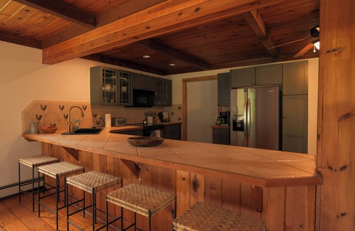 Copake Lake Maison | Spacious 5-bedroom house in terrific Copake Lake with AC, WiFi