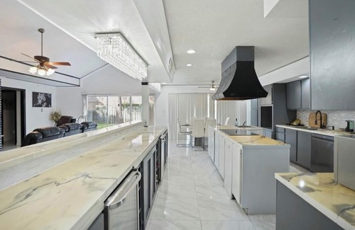 Lakeview  Jefferson County Maison | Spacious 5 bedroom house in Port Arthur!