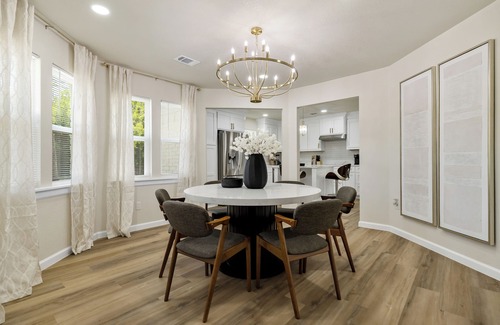Lake Highlands Maison | Spacious 5BR Dallas – Pool & Pet OK, Sleeps 12