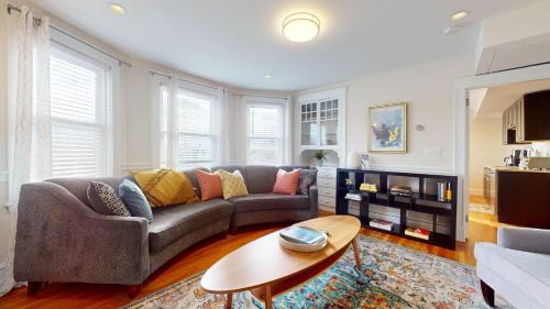 North Cambridge Appartement | Spacious 5br W Ac, Near Harvard & Davis Sq