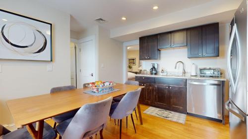 North Cambridge Appartement | Spacious 5br W Ac, Near Harvard & Davis Sq