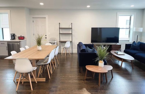 Neponset - Port Norfolk Appartement | Spacious 6 bed, Close to City, Roof deck!