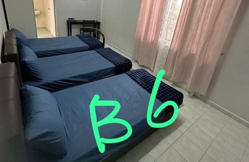 Johor Bahru Maison | Spacious 6-bedroom house in brilliant Johor Bahru with AC