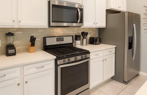 Loughman Villa | Spacious 6BR/5BA w/Private Pool in Solterra Resort