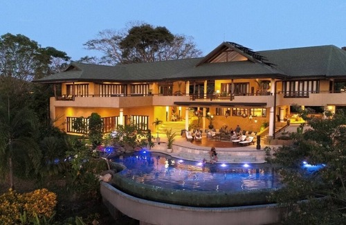 Mal Pais Villa | Spacious 7-bedroom villa in tranquil Mal Pais witj incredible Ocean Views