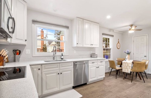 Bethesda Maison | Spacious 8 beds LUX convenient Home close to DC