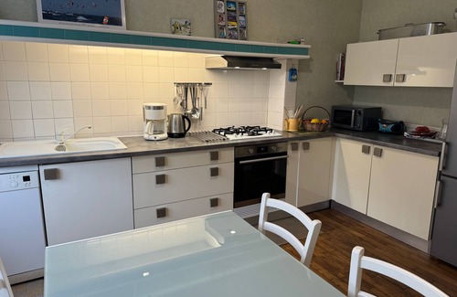 Treboul Maison | maison spacieuse et lumineuse 3* jardin clos parking 200m plage, thalasso, GR 34