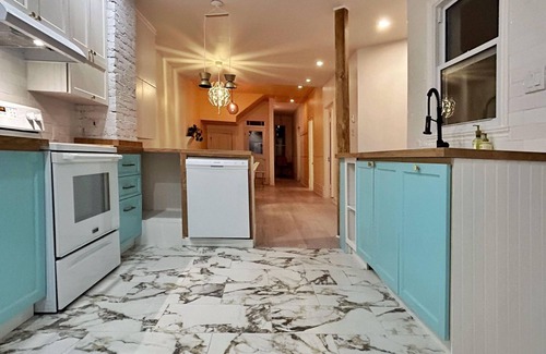 Viauville Appartement | Spacious and calm appartement all incuded with a full kitchen.
