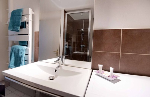 Montluel Appartement | Spacieux appartement de charme aux portes de Lyon et de la Dombes