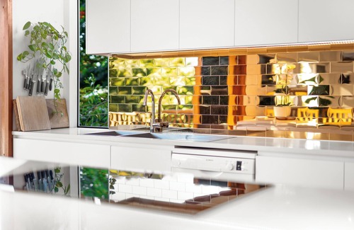 Yeronga Maison | Spacious and close to everything.