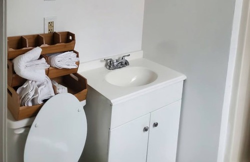 Bowie Appartement | Spacious and comfortable studio with Amazing amenities and pet-friendly
