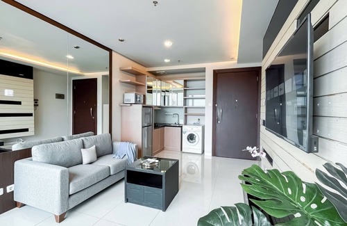Bangka Appartement | Spacious and Comfy Big Studio Apartment at Kemang Mansion