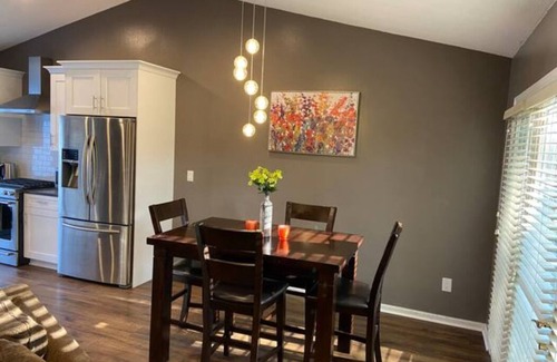 Iowa City Maison | Spacious and Convenient Getaway
