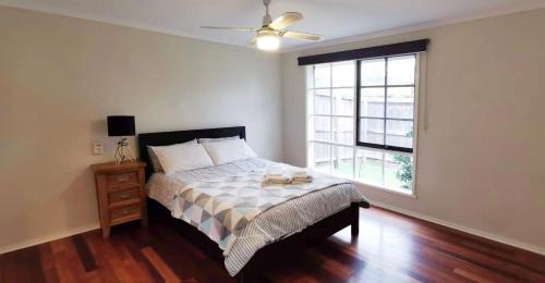 Wantirna South Maison | Spacious and cozy home next to Glen Waverley