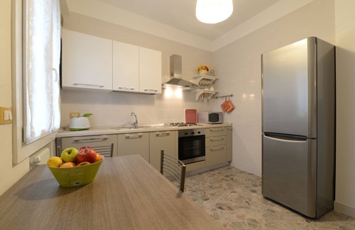 Historic Centre Appartement | PADOUE VIEILLE VILLE Appartement grand et grand TORTORA 6 personnes 3BD 2 BTH WIFI A / C