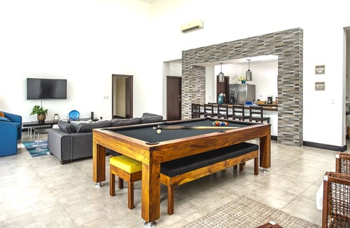 Barrio Santa Lucia Appartement | Penthouse / Condo spacieux et élégant, à l'étage situé à 100 m de la plage.