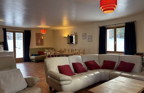 Villard-de-Lans Maison | Maison spacieuse et fonctionnelle - 5 chambres, terrasse, parking privé