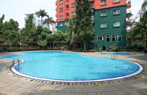 Pondok Indah Appartement | Spacious and Homey 2BR at Nuasa Hijau Pondok Indah Apartment By Travelio