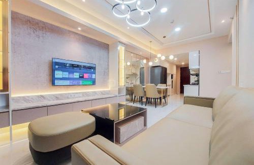 Bumi Serpong Damai Appartement | Spacious and Homey 3BR at Sky House BSD Apartment By Travelio